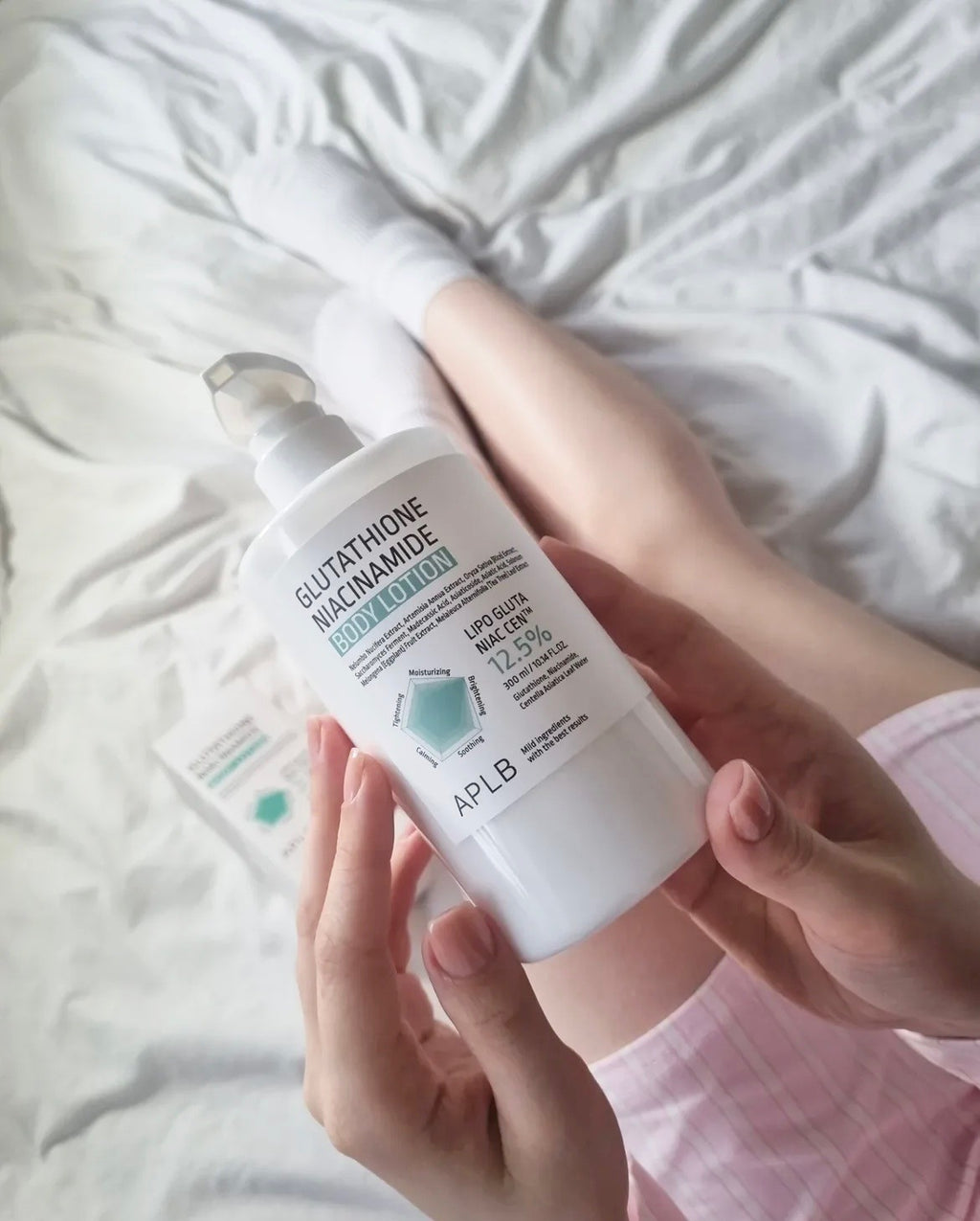 Hidratante corporal Glutathione Niacinamide Body Lotion de APLB