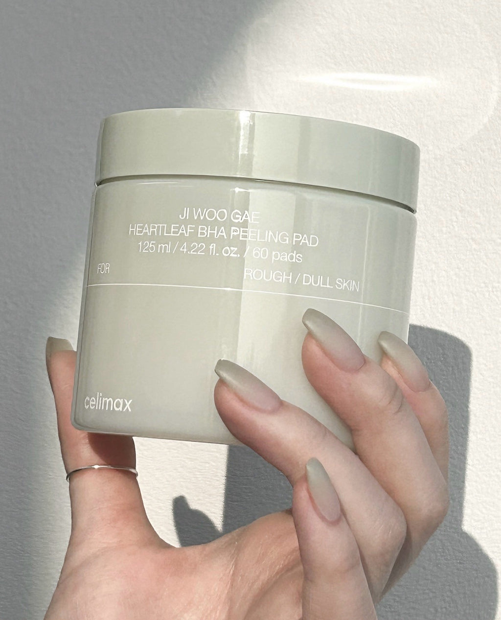 Pads exfoliantes Ji Woo Gae Heartleaf BHA Peeling Pad de Celimax