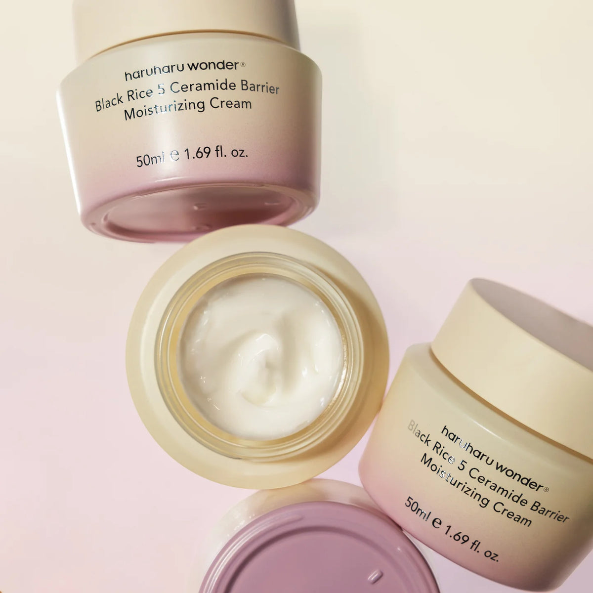Black Rice 5 Ceramide Barrier Moisturizing Cream de Haruharu Wonder