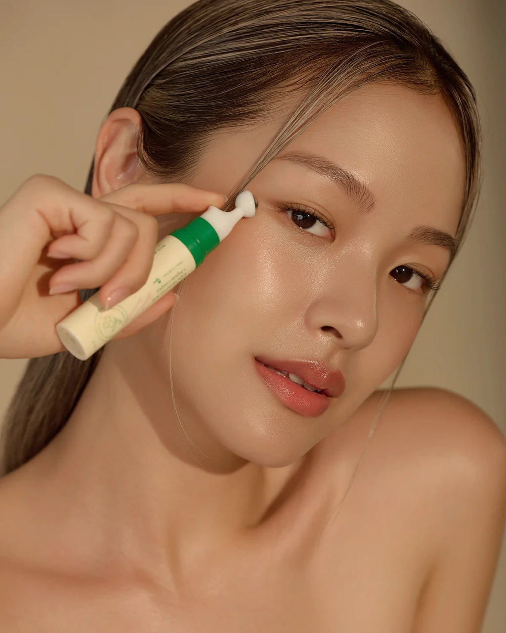 Contorno de ojos con colágeno Vegan Collagen Eye Serum de Axis-Y