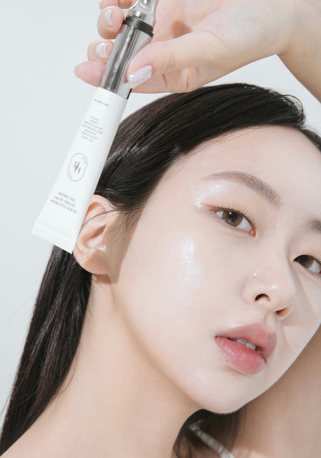 Contorno de ojos masajeador: Black Yuja Bean Lifting Auto Eye Cream de HEVEBLUE