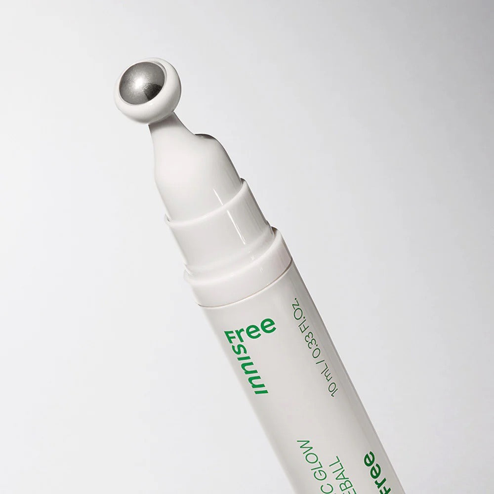 Contorno de ojos: Green Tea Hyaluronic Glow Eye & Face Ball de Innisfree