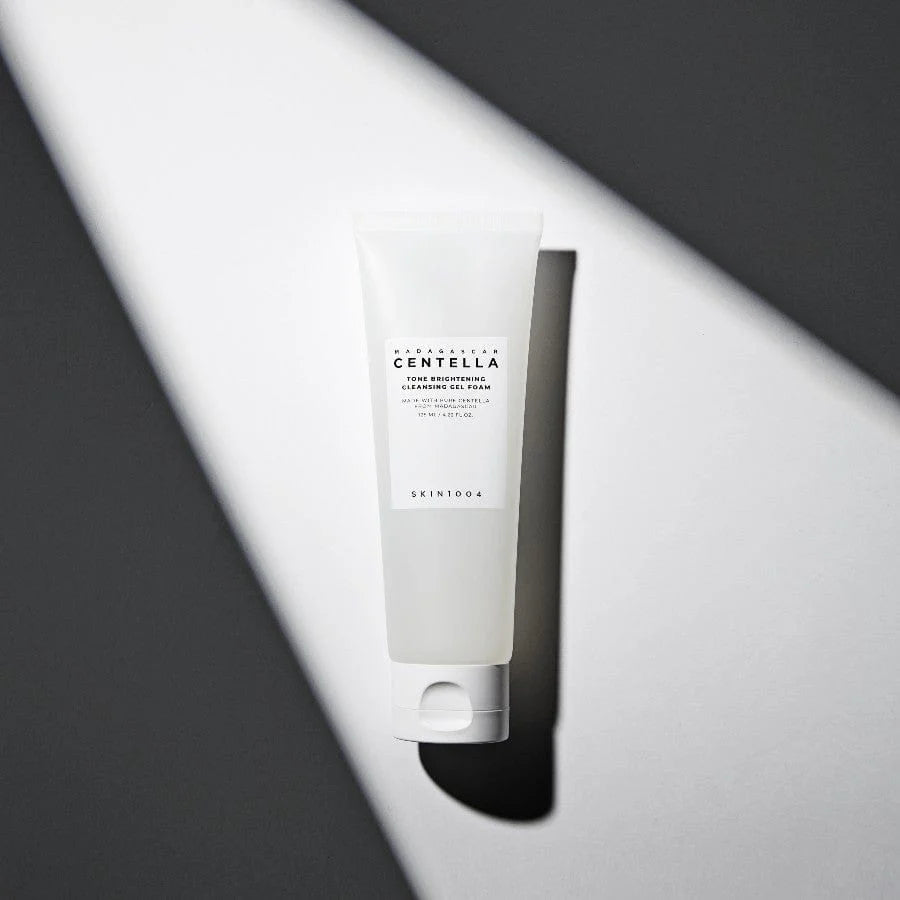 Limpiador facial Tone Brightening Cleansing Gel Foam de Skin1004