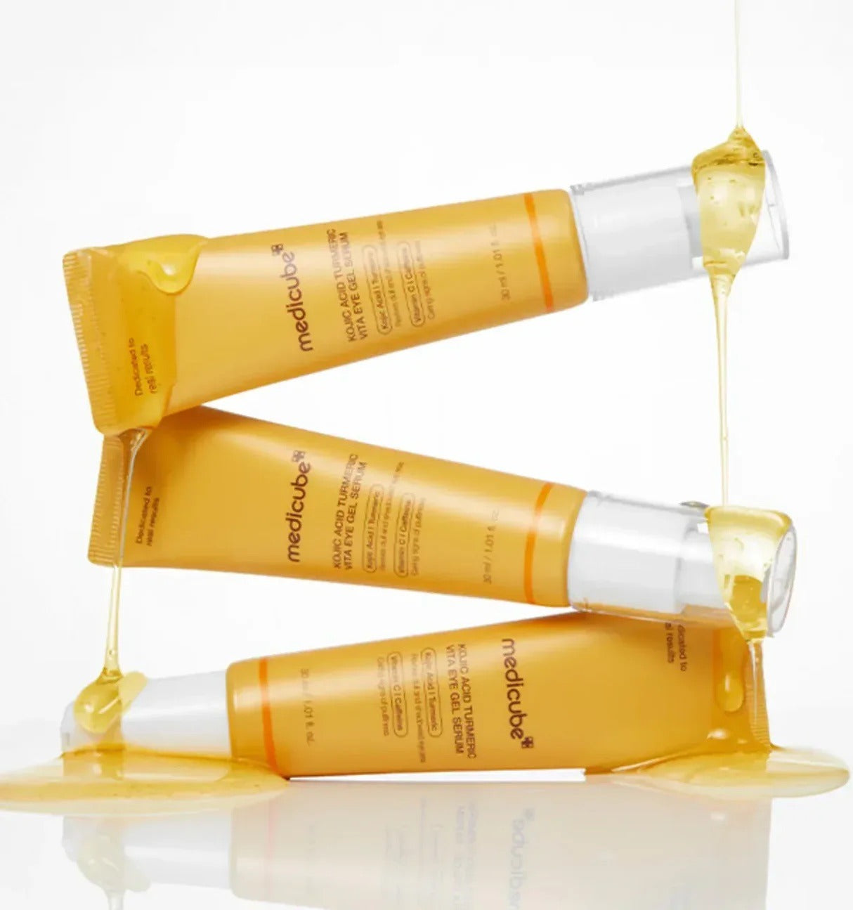 Contorno de ojos Kojic Acid Turmeric Vita Eye Gel Serum de Medicube